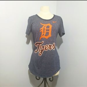 Nike Tee Athletic cut Detroit Tigers Size S